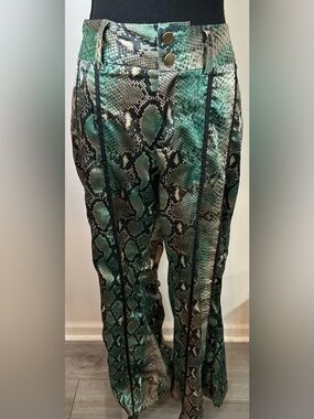 a/k Glamour Striking Snakeskin/Python Print Wide Leg Pants - Size 44